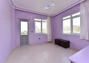 الفيلا المثالية - اطلالة بحر ساحرة - 4 غرف وصالة - مستقلة مع حديقة - الانيا 