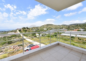 الفيلا المثالية - اطلالة بحر ساحرة - 4 غرف وصالة - مستقلة مع حديقة - الانيا 