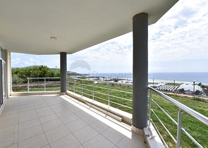 الفيلا المثالية - اطلالة بحر ساحرة - 4 غرف وصالة - مستقلة مع حديقة - الانيا 