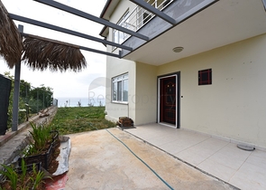 الفيلا المثالية - اطلالة بحر ساحرة - 4 غرف وصالة - مستقلة مع حديقة - الانيا 