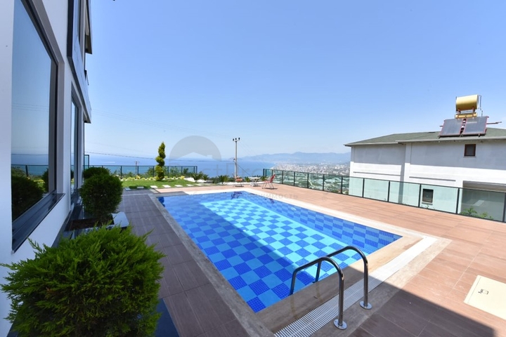 لعشاق الفخامة والتميز - تصميم حديث -اطلالة بحر وقلعة - كارجي جاك / لانيا