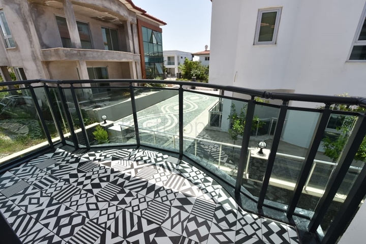 لعشاق الفخامة والتميز - تصميم حديث -اطلالة بحر وقلعة - كارجي جاك / لانيا