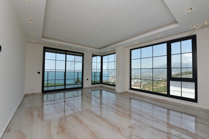 لعشاق الفخامة والتميز - تصميم حديث -اطلالة بحر وقلعة - كارجي جاك / لانيا