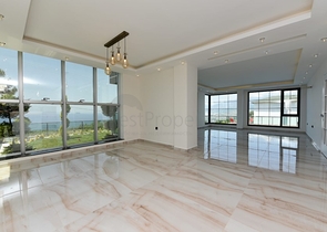 لعشاق الفخامة والتميز - تصميم حديث -اطلالة بحر وقلعة - كارجي جاك / لانيا