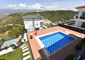 لعشاق الفخامة والتميز - تصميم حديث -اطلالة بحر وقلعة - كارجي جاك / لانيا