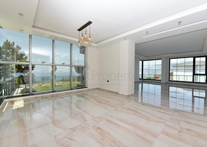 لعشاق الفخامة والتميز - تصميم حديث -اطلالة بحر وقلعة - كارجي جاك / لانيا