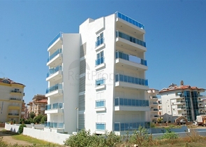 شقة مفروشة في منطقة اوبا - قريبة من البحر - الانيا 