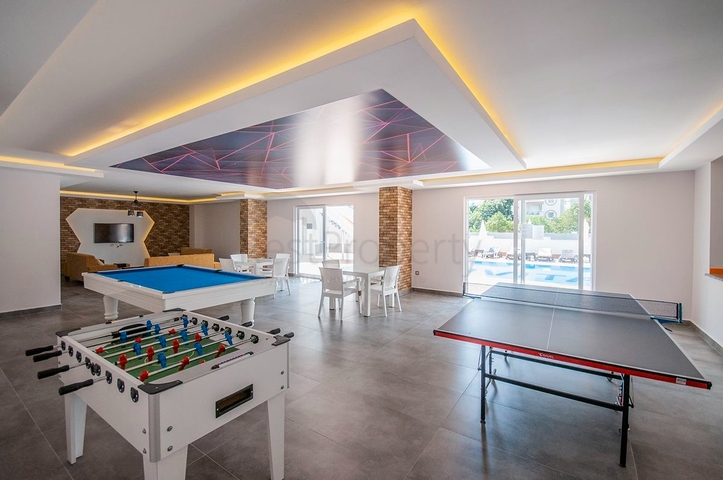 شقق 1+1 ضمن مجمع سكني حديث - مهموتلار / الانيا 