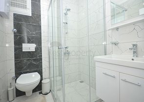 شقق 1+1 ضمن مجمع سكني حديث - مهموتلار / الانيا 