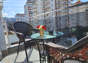 شقق 1+1 ضمن مجمع سكني حديث - مهموتلار / الانيا 