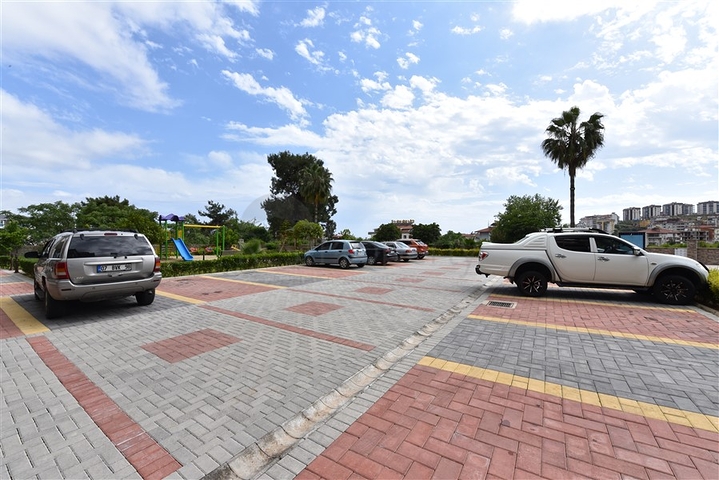 شقة عائلية ضمن مجمع سكني عائلي في منطقة جيكجلي الراقية / الانيا 