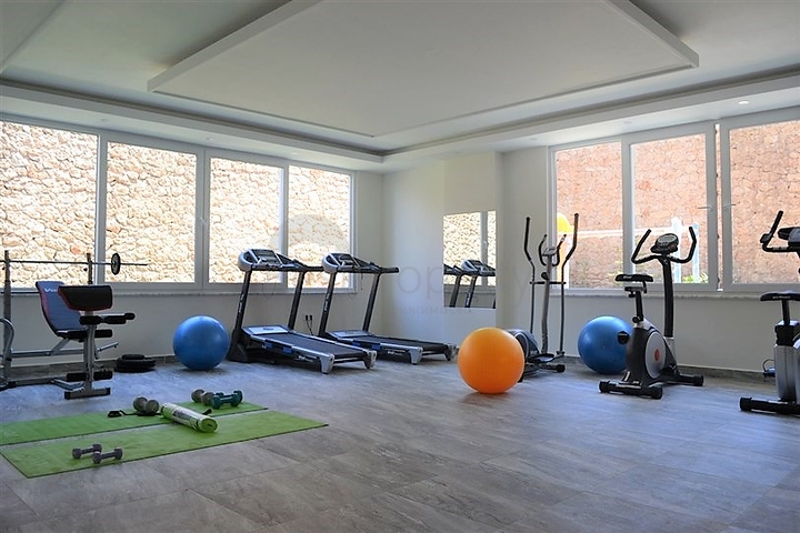 قريبة من البحر - سعر مميز - شقة 2 غرفة وصالة مفروشة - كاستل / الانيا 