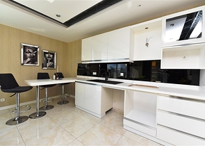 اطلاة مباشرة على البحر -شقة 1+1 - مجمع فاخر - مهموتلار / الانيا 