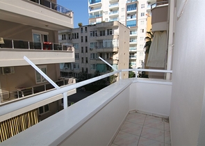 مناسبة للاستثمار - تأجير او اعادة بيع - شقة 1+1 قريبة من البحر - مهموتلار / الانيا 