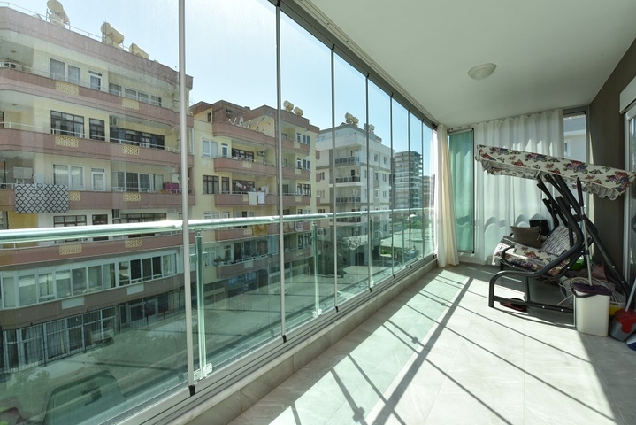 شقة العائلة - غرفتين وصالة مفروشة - مجمع قريب من البحر - مهموتلار /الانيا 