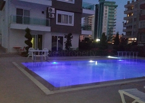 شقة العائلة - غرفتين وصالة مفروشة - مجمع قريب من البحر - مهموتلار /الانيا 