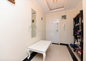 شقة العائلة - غرفتين وصالة مفروشة - مجمع قريب من البحر - مهموتلار /الانيا 