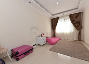 شقة العائلة - غرفتين وصالة مفروشة - مجمع قريب من البحر - مهموتلار /الانيا 