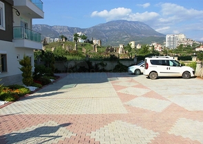 شقة العائلة - غرفتين وصالة مفروشة - مجمع قريب من البحر - مهموتلار /الانيا 