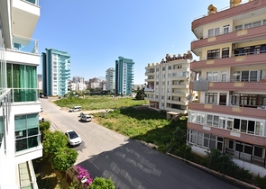 شقة العائلة - غرفتين وصالة مفروشة - مجمع قريب من البحر - مهموتلار /الانيا 