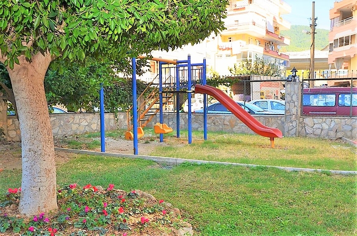 اطلالة على الحديقة - شقة مفروشة تصميم 1+1 في مركز مدينة الانيا 