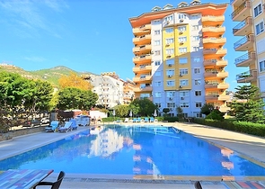 اطلالة على الحديقة - شقة مفروشة تصميم 1+1 في مركز مدينة الانيا 