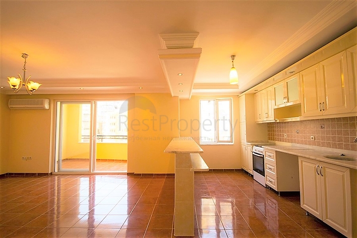 قريبة من البحر - شقة 2 غرفة وصالة - بسعر مناسب -مهموتلار /الانيا 