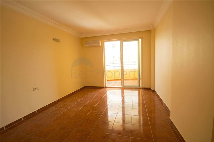 قريبة من البحر - شقة 2 غرفة وصالة - بسعر مناسب -مهموتلار /الانيا 