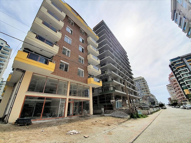 شقق ضمن مجمع سكني جديد - قريب من البحر - مهموتلار / الانيا 