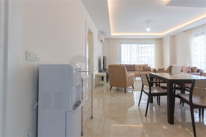 شقة مفروشة -مجمع بخدمات 5 نجوم - مهموتلار / الانيا 