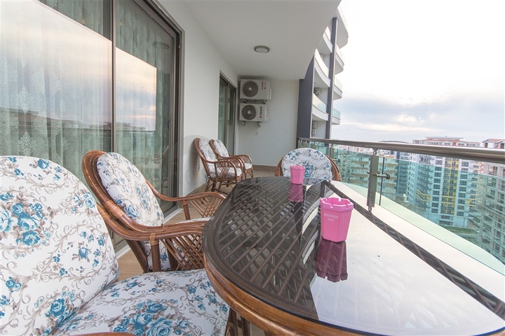 شقة مفروشة -مجمع بخدمات 5 نجوم - مهموتلار / الانيا 