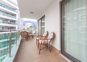 شقة مفروشة -مجمع بخدمات 5 نجوم - مهموتلار / الانيا 