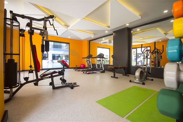 اول صف على البحر - شقة 2 غرفة وصالة - مجمع حديث -مهموتلار / الانيا 