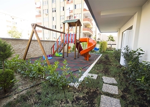 اول صف على البحر - شقة 2 غرفة وصالة - مجمع حديث -مهموتلار / الانيا 