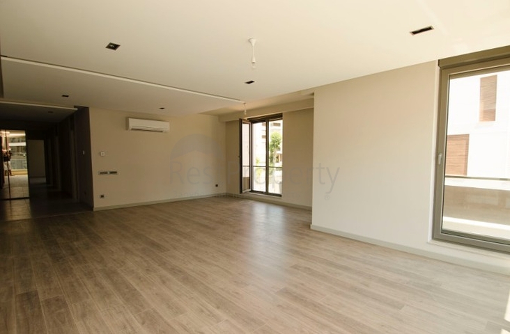 مشروع استثماري في منطقة غوزالوبا لارا 5 دقائق من الشاطئ