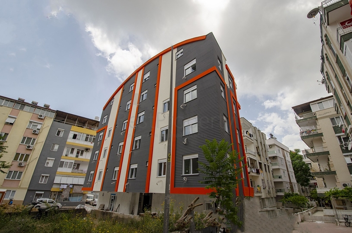 شقق 4 + 1 بالقرب من إيشكلار أنطاليا