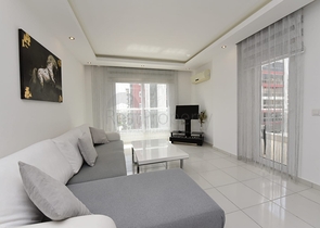 بسعر جيد جدا - شقة مفروشة 1+1 - قريبة من البحر- مهموتلار / الانيا 