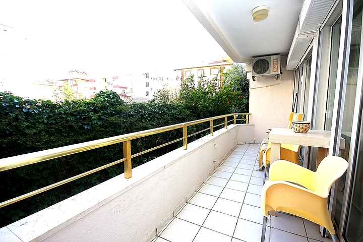 بسعر منافس - شقة غرفتين وصالة مؤثثة - في منطقة اوبا المركزية / الانيا 