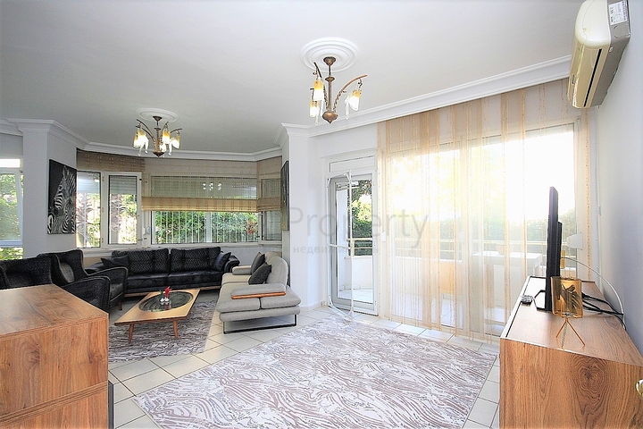 بسعر منافس - شقة غرفتين وصالة مؤثثة - في منطقة اوبا المركزية / الانيا 