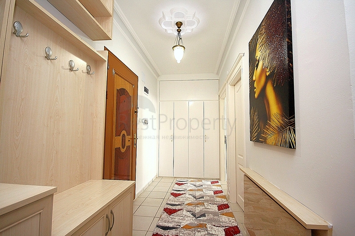 بسعر منافس - شقة غرفتين وصالة مؤثثة - في منطقة اوبا المركزية / الانيا 