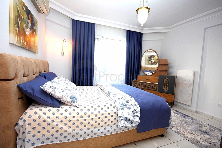 بسعر منافس - شقة غرفتين وصالة مؤثثة - في منطقة اوبا المركزية / الانيا 