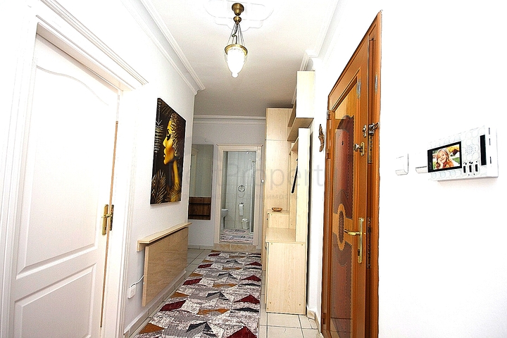 بسعر منافس - شقة غرفتين وصالة مؤثثة - في منطقة اوبا المركزية / الانيا 