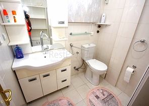 بسعر منافس - شقة غرفتين وصالة مؤثثة - في منطقة اوبا المركزية / الانيا 