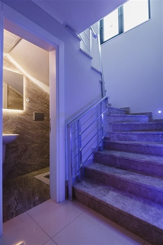 اطلالة بحر - دوبلكس فاخرة ضمن مجمع سكني حديث - مهموتلار / الانيا 