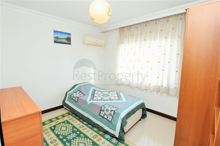 قريبة من البحر - شقة عائلية مفروشة 1+2 - على شارع باباروس - مهموتلار / الانيا 