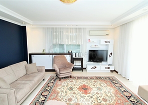 قريبة من البحر - شقة عائلية مفروشة 1+2 - على شارع باباروس - مهموتلار / الانيا 