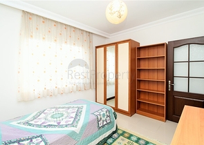 قريبة من البحر - شقة عائلية مفروشة 1+2 - على شارع باباروس - مهموتلار / الانيا 