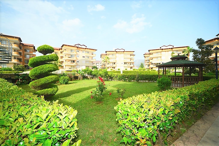 شقة عائلية مفروشة - ضمن مجمع سكني بجانب المشفى في اوبا / الانيا 