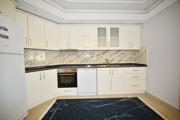 شقة عائلية مفروشة - ضمن مجمع سكني بجانب المشفى في اوبا / الانيا 