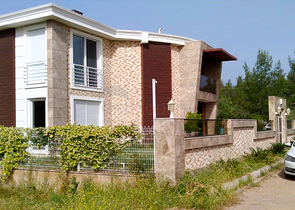 فيلا منفصلة 5 + 1 مع حمام سباحة في يشيلباهر أنطاليا